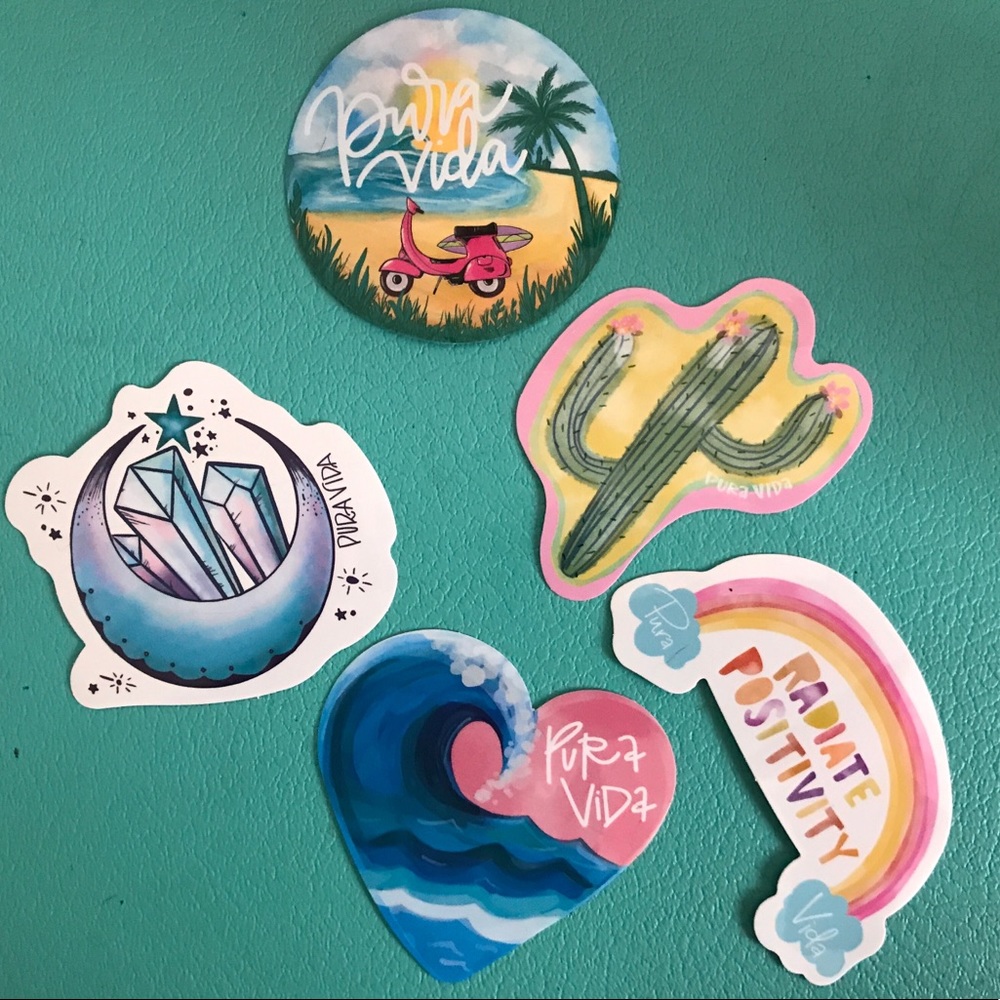 SET OF 5 PURA VIDA STICKERS